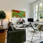 Lunas Appartements In Der Alten Schule Essen